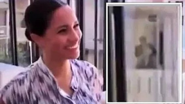 Non l'ho mai visto prima! Il principe Harry ha i cuori che si sciolgono con il video di Archie port