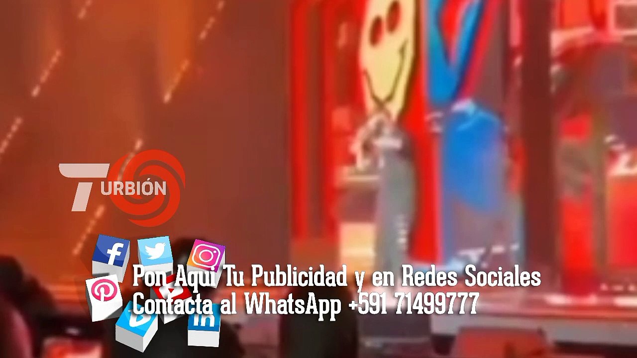 Farruko se convirtió al cristianismo y se disculpa en pleno concierto