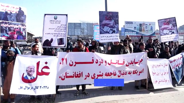 A Kaboul, les agents de change dans la rue contre la saisie des avoirs afghans par les États-Unis