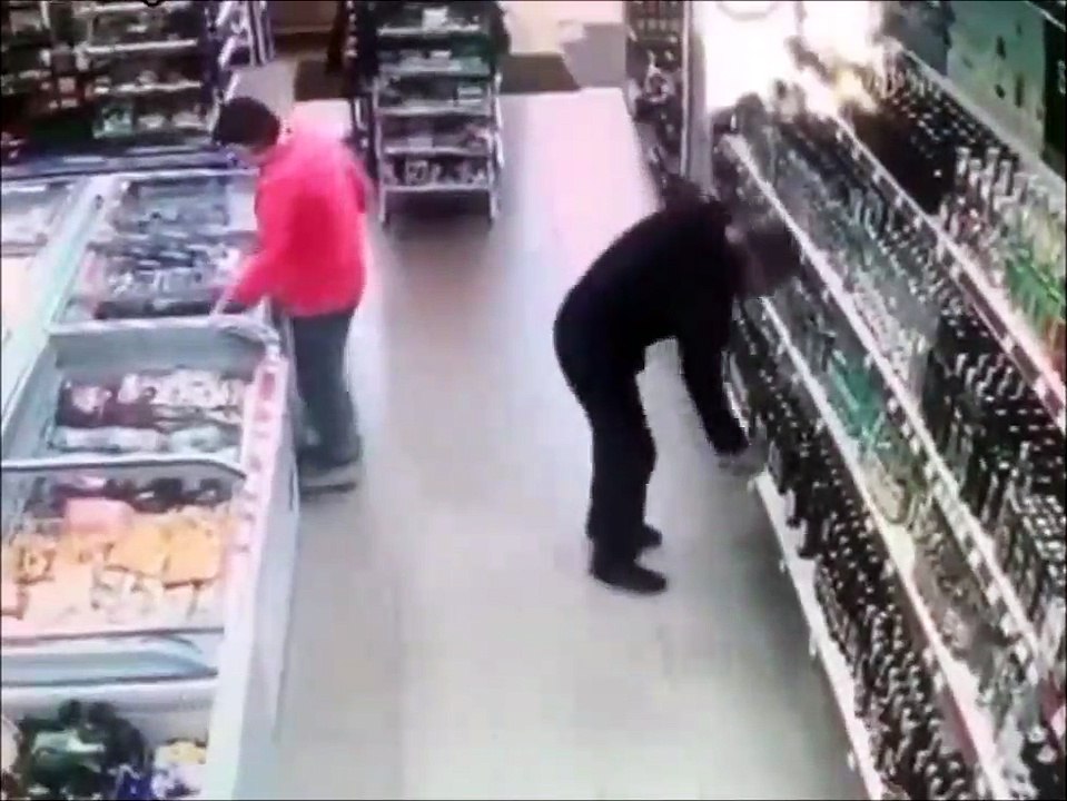 Lui il est très fatigué