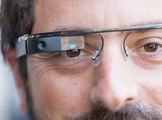 نظارة غوغل الذكية وأسباب عدم نجاحها رغم تقنياتها المتطورة