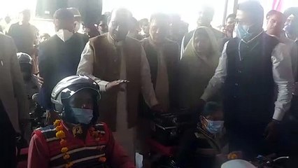 लोकसभा अध्यक्ष बिरला ने कहा, आप सम्मानजनक तरीके से जी सकें....