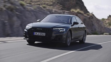 Geschärftes Design und innovative Technologien für das Flaggschiff - der aufgewertete Audi A8