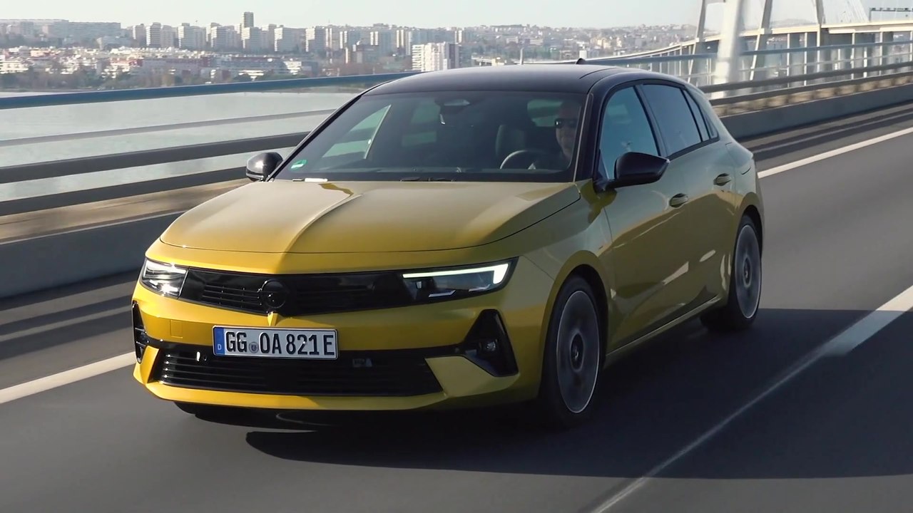 Der Opel Astra - Opel Vizor mit Intelli-Lux LED® Pixel Licht - Eyecatcher mit Top-Technologien