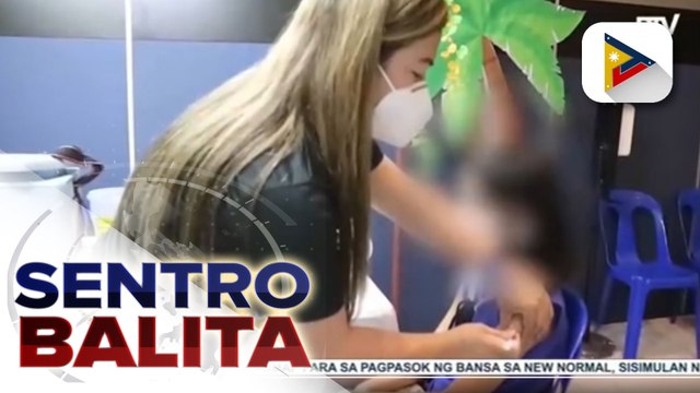 Ilang bata na edad 5-11 sa Ilocos Sur, kalmado at buong tapang na nagpabakuna vs. COVID-19; Higit 600 bata, nabakunahan na sa Vigan City