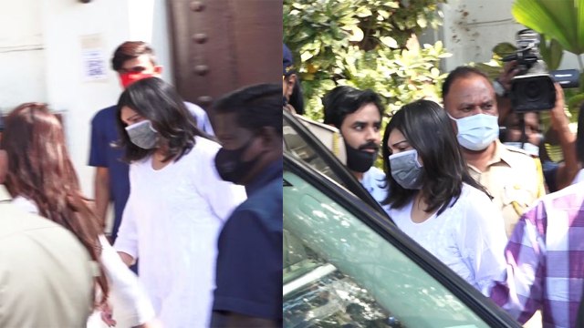 Bappi Lahiri Death; बप्पी दा के आखिरी दर्शन कर लौटी Alka Yagnik | FilmiBeat