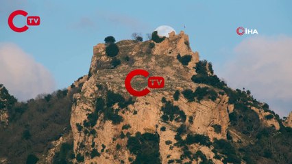 İskenderun’da kartpostallık dolunay manzarası