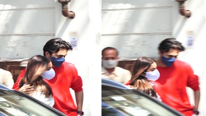 Sophie Chaudhary Visits Bappi Lahiri's House 😢