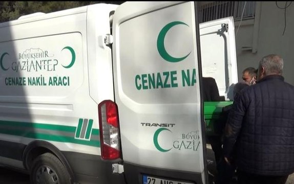 Son dakika 3. sayfa: Asansör boşluğuna düşen bekçi hayatını kaybetti