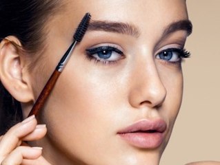 下载视频: Diese typischen Make-up-Fehler solltest du unbedingt vermeiden