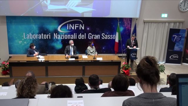 Draghi all'Aquila in visita all'Istituto di Fisica del Gran Sasso