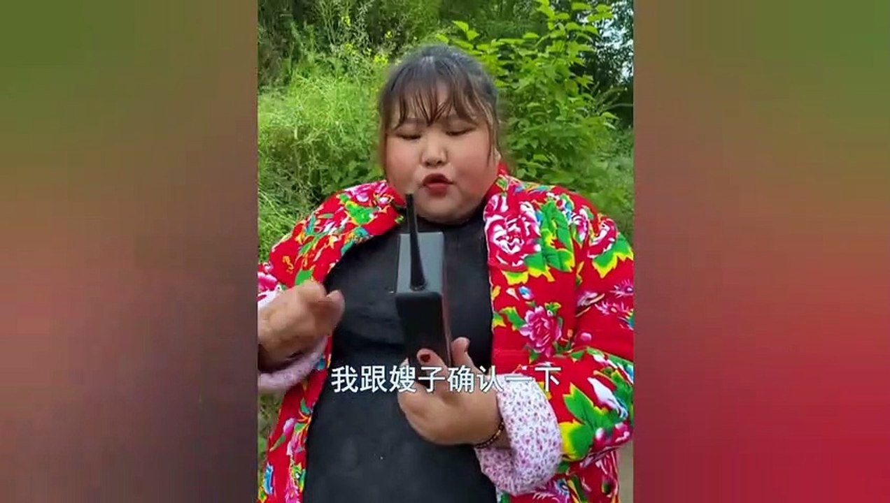 y2meta.com - Brother chuan vines _ comedy when wife leaves you _ start making fun with friends _ tiktok china