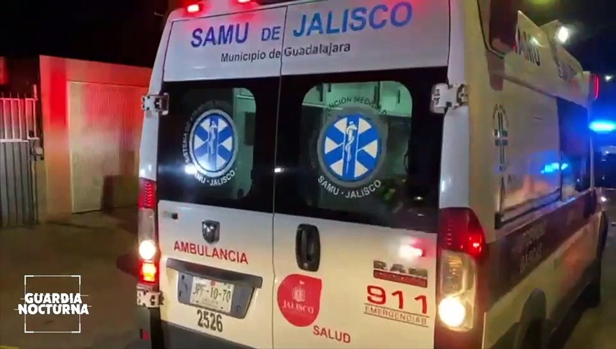 Un hombre fue agredido a balazos afuera de su casa en la colonia Oblatos