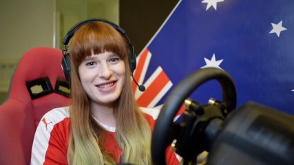Gran Turismo Sophy contra Emily Jones