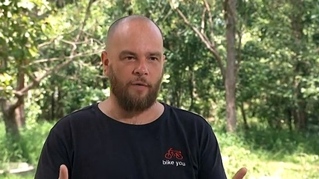 People continuing to swim in Darwin's waterways despite crocodile warnings