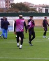 Los lujos de Adama Traoré en un entrenamiento del Barça / FCB