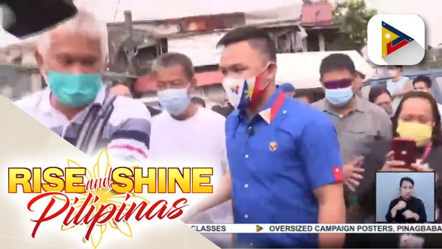 Pres'l candidate Sen. Pacquiao, nakipag-dayalogo sa grupo ng mga vendor sa Maynila; Pacquiao, may pasaring sa mga kapwa kandidato na puro pangako lamang umano tuwing eleksyon