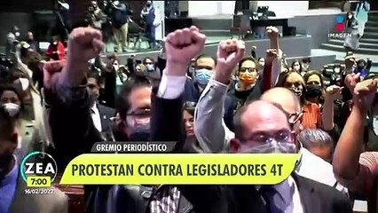 Gremio periodístico protesta contra legisladores