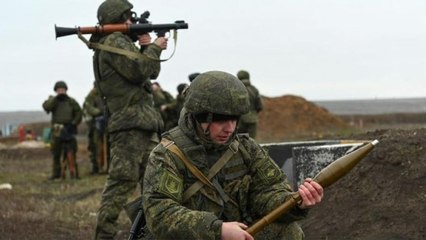 US say Russia is building up troops near Ukraine