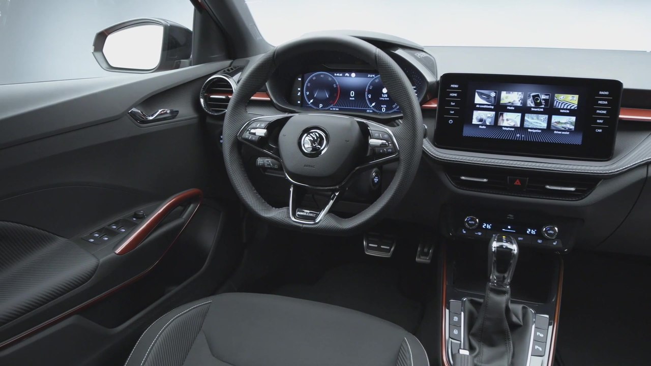 Der neue Skoda Fabia Monte Carlo - Karbon-Optik und in Schwarz und Rot gehaltene Details