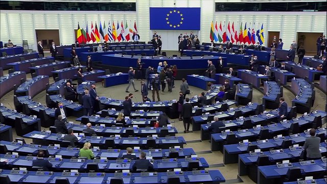 ЕС призывает выбрать путь дипломатии