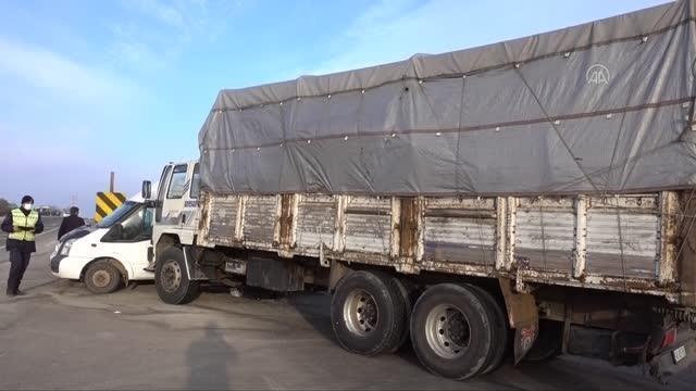 Son dakika haber: KIRIKKALE - Kamyon ile öğrenci servisinin çarpıştığı kazada 7 öğrenci yaralandı