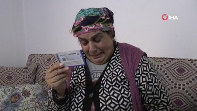 74 yıl sonra kimliğine kavuştu, “Sevgilime kavuştum” diyerek hüngür hüngür ağladı