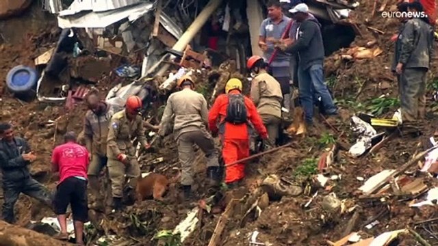 Intempéries au Brésil : le bilan s'alourdit après des coulées de boue à Petropolis
