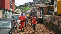 Brésil: inondations et pluies font au moins 94 morts à Petropolis