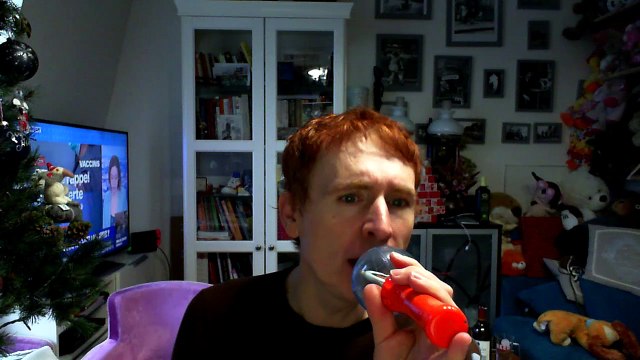 Wiwi égratigne mais ma Madeleine