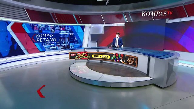 Truk Terbalik di Kawasan Duren Sawit Diduga Kelebihan Muatan, Arus Lalu Lintas Macet Panjang!