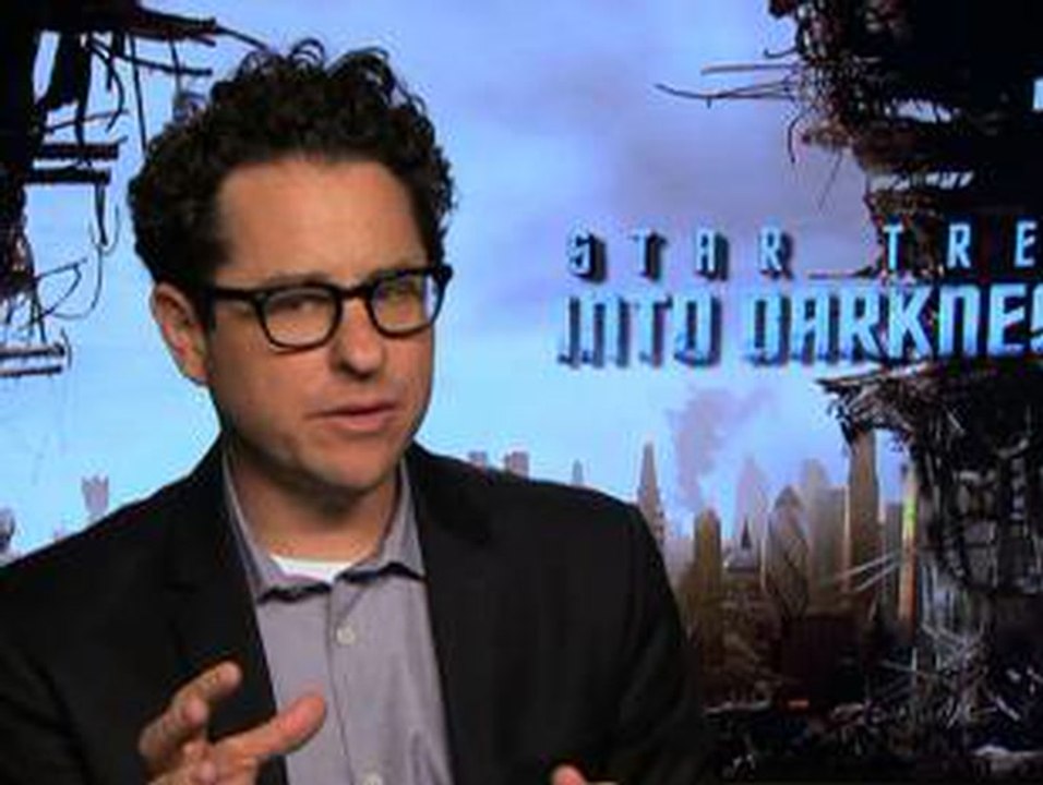 Star Trek Into Darkness: Exclusive Interview Wi...