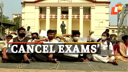 Exam Cancellation Stir: College Students Sit On Dharna