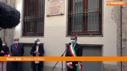 A Milano una targa in memoria di Enzo Tortora