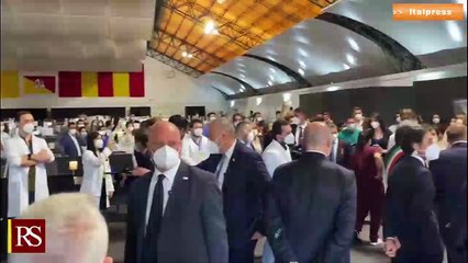 Vaccini, Musumeci "La Sicilia accelera"