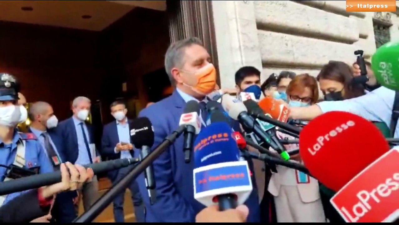 Amministrative, Toti "Ristretto candidature sul tavolo"