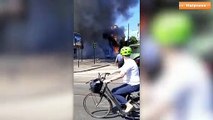 Bus in fiamme a Roma, le immagini