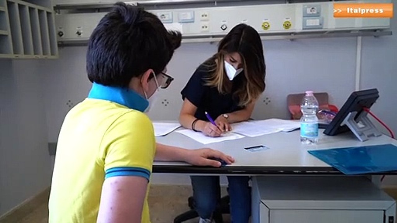 Policlinico Bari, prime vaccinazioni ai bambini fragili
