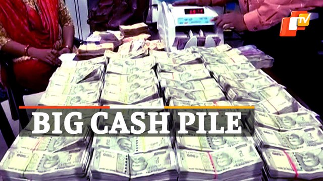Huge Cash Pile Found During Anti-Corruption Agency Raid On Doctor