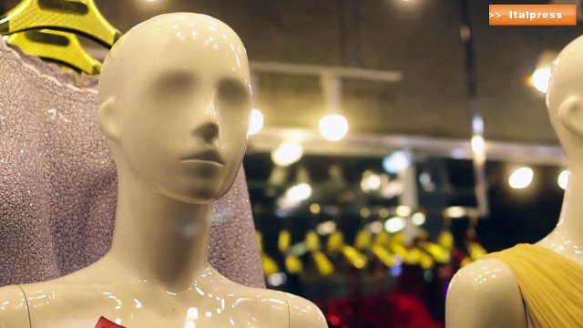 Saldi estivi, 171 euro la spesa media a famiglia