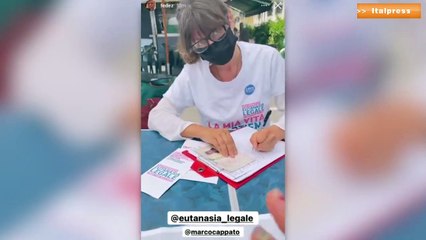 Eutanasia, Ferragni e Fedez firmano per il referendum