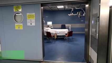 Covid, stanza degli addii al San Martino: "Per dare l'ultimo saluto al parente"