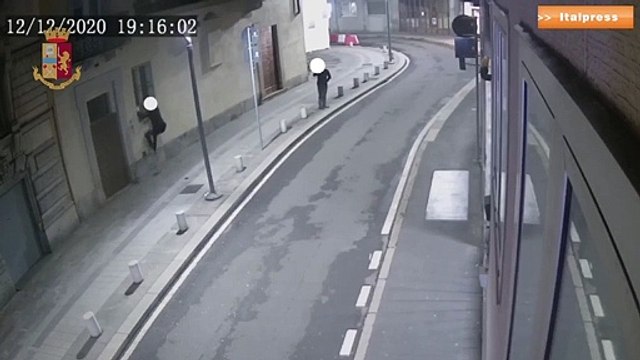 Milano, arrestati 4 serbi per furti in appartamenti di lusso