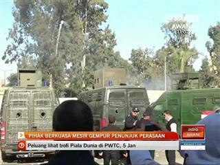 Pihak berkuasa Mesir gempur penunjuk perasaan