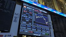 El Ibex 35 cede un 0,76 %, lastrado por las tensiones en Ucrania