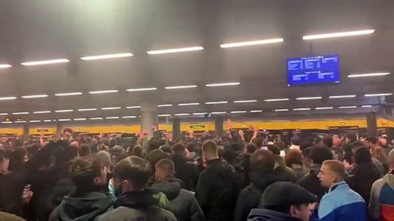 Porto - Lazio, i tifosi in trasferta: cori prima del match