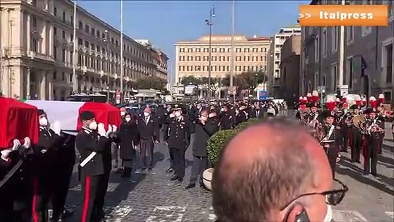 Funerali di Stato per Attanasio e Iacovacci, feretri avvolti nel Tricolore