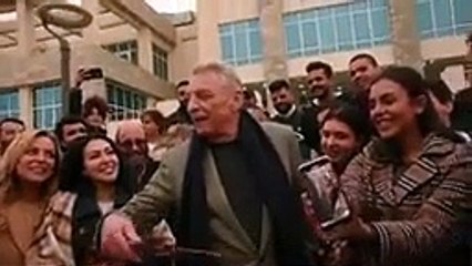 "تورتة" فى وداع محمود حميدة وأبطال "نقل عام" لكواليس التصوير