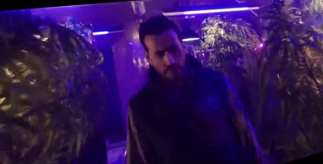 Family Business S02 E01