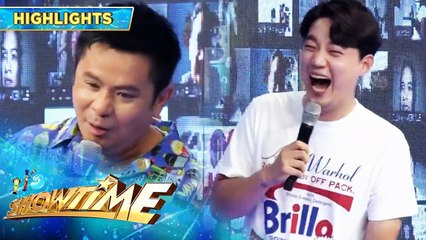Ogie catches Ryan whispering something about him to Vice | It's Showtime